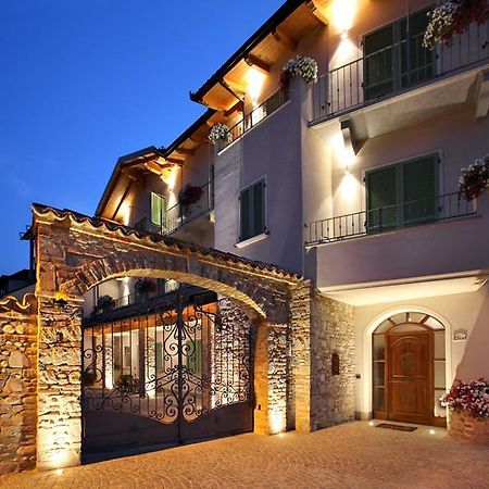 Bed and Breakfast La Rocca Carrù Exteriér fotografie